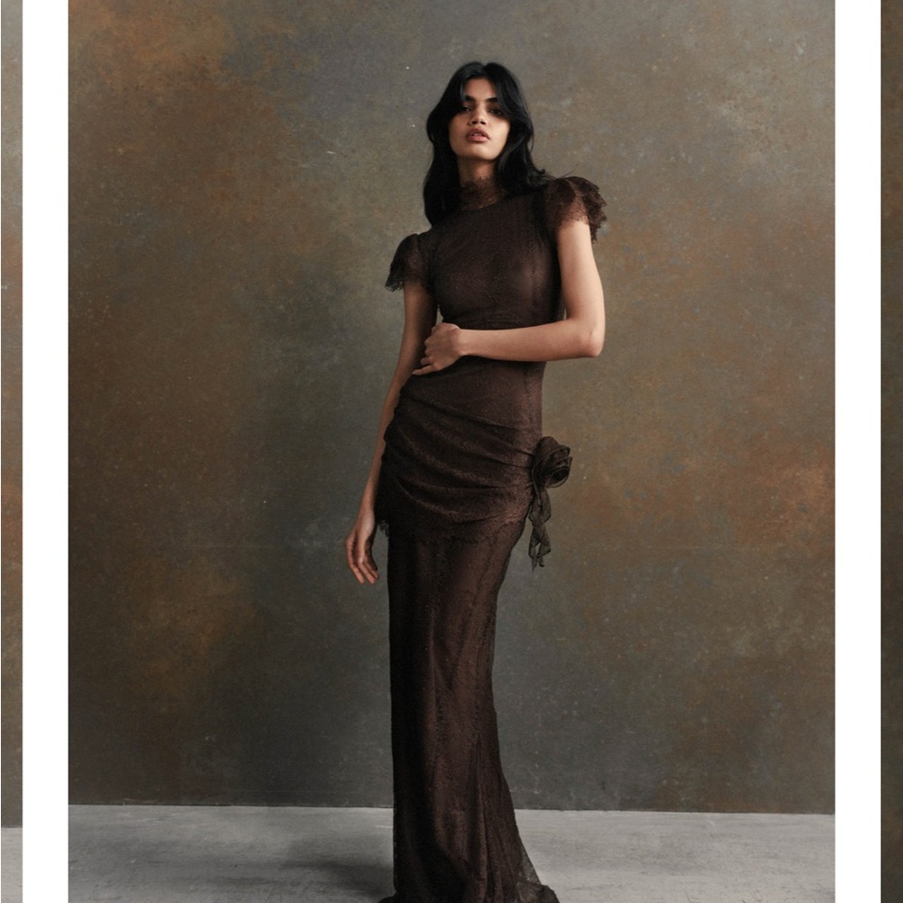 Elegant Brown Lace Maxi Dress